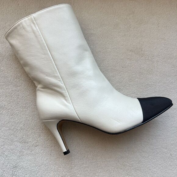 Toral Cream Leather & Black Fabric Cap Pointy Toe Boots Women EU 36 US 6 Chic - Picture 1 of 16